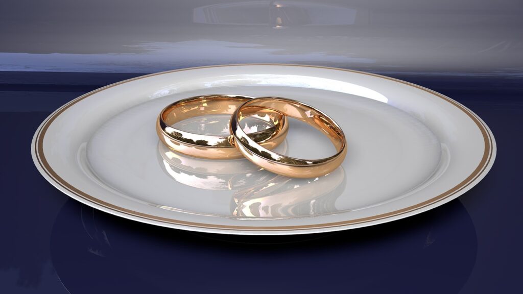 not man, rings, engagement-3149686.jpg